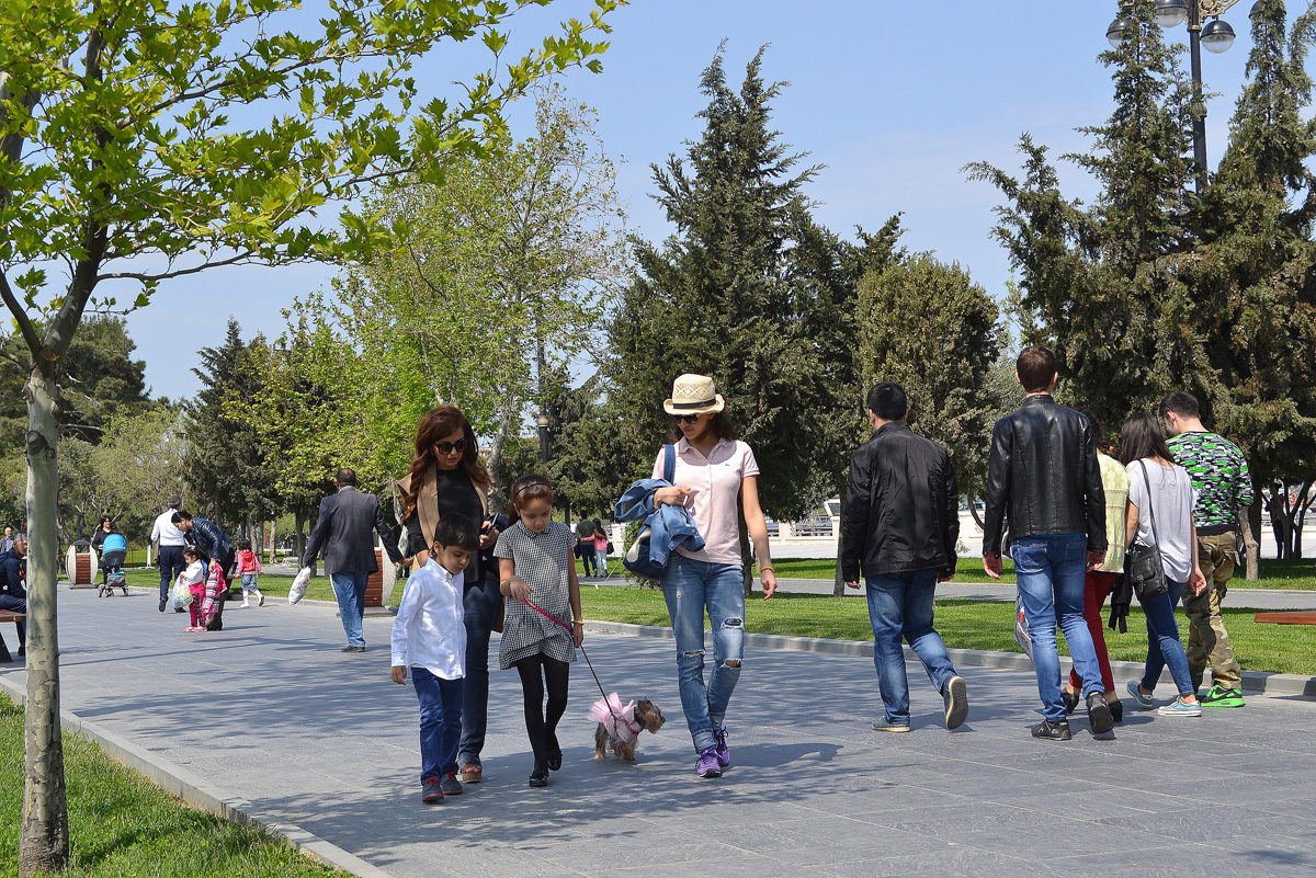 Bakı-2015: "Kiçik Venesiya"da gəzinti (FOTO)