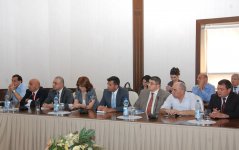Əli Həsənov: Azərbaycan mətbuatının 140 illiyi yüksək səviyyədə qeyd edilməlidir