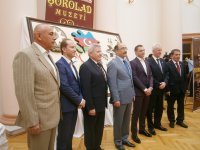 Bakıda dünyanın şokoladdan hazırlanmış 3D rəsmi təqdim edildi (FOTO)