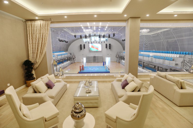 Prezident İlham Əliyev və xanımı Azərbaycan Boks Federasiyasının inzibati binasının və “Qafqaz Baku Sport Hotel”in açılışlarında iştirak ediblər (FOTO)