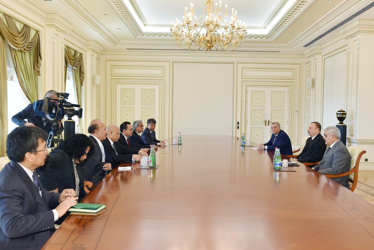 Prezident İlham Əliyev İndoneziyanın energetika və mineral ehtiyatlar nazirinin başçılıq etdiyi nümayəndə heyətini qəbul edib