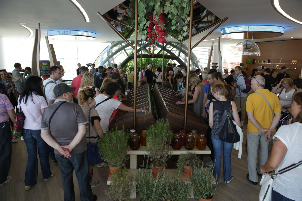“Milan Expo 2015” sərgisində Azərbaycanın milli pavilyonu çox populyardır (FOTO, VİDEO – 1-ci hissə)