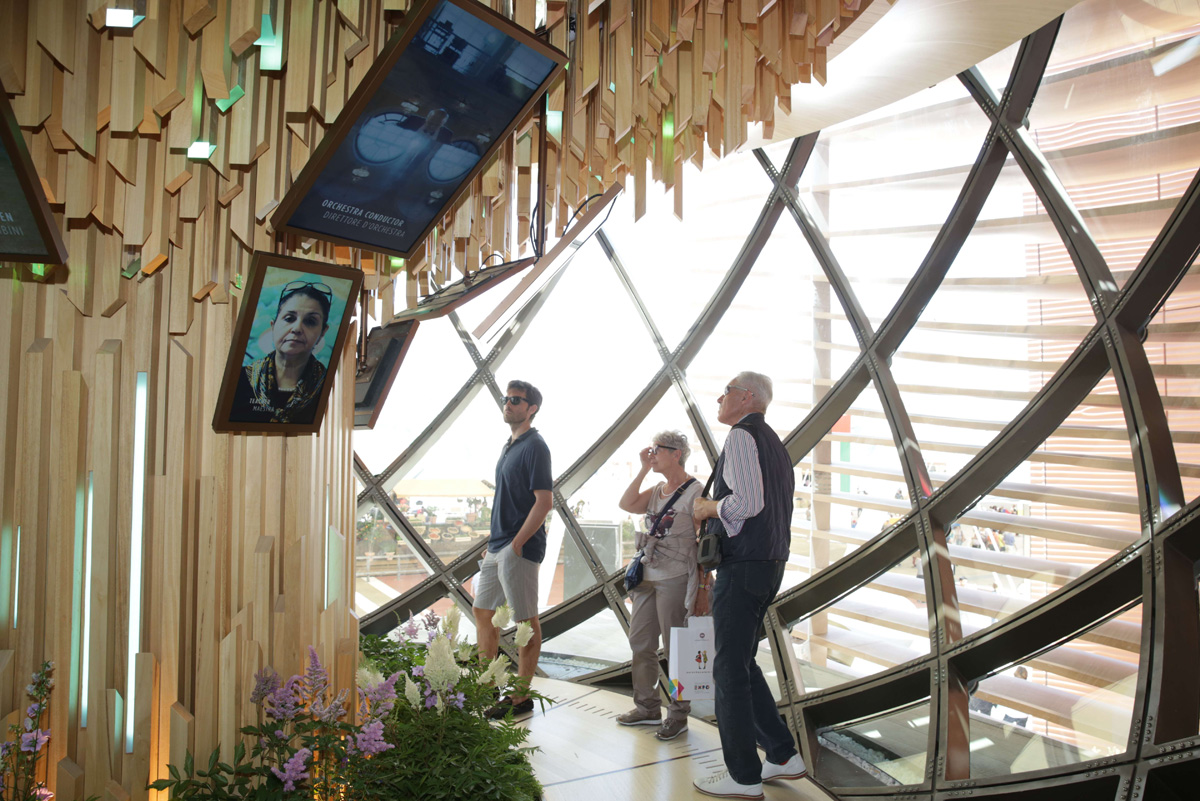 “Milan Expo 2015” sərgisində Azərbaycanın milli pavilyonu çox populyardır (FOTO, VİDEO – 1-ci hissə)