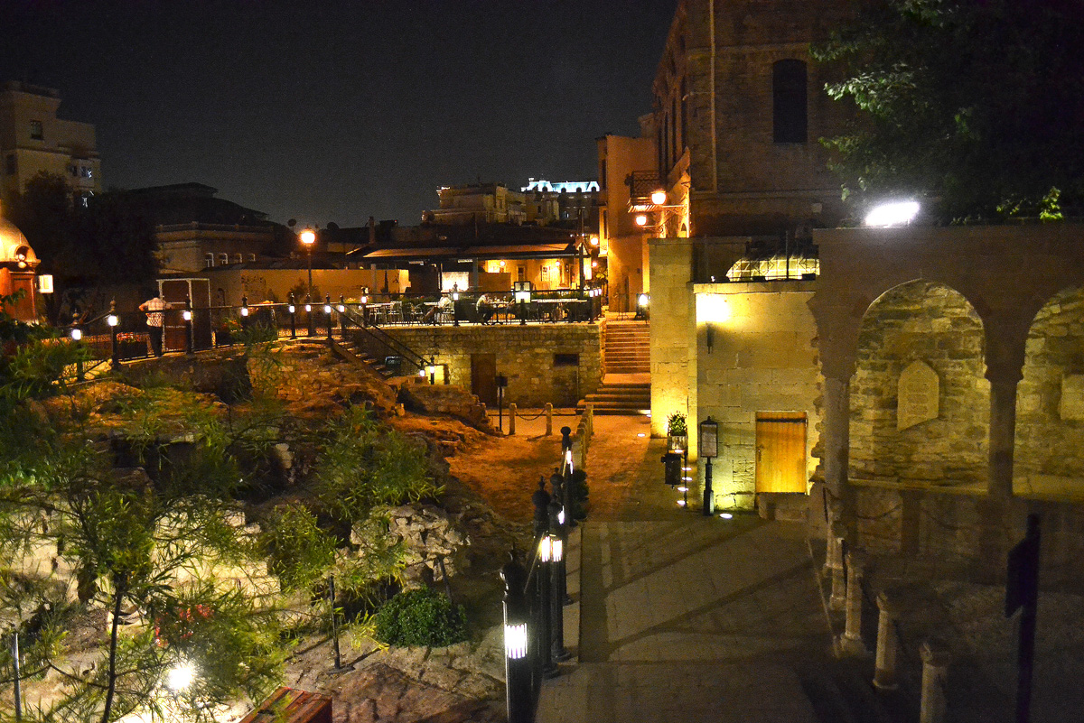 Bakı 2015: Bakıda gecə gəzintisi (FOTO)