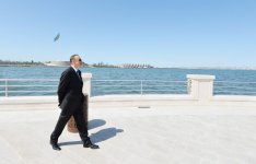 Prezident İlham Əliyev və xanımı Bayıl bulvarının açılışında iştirak ediblər (FOTO)