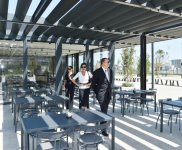 Prezident İlham Əliyev və xanımı Avropa Oyunları Parkının qarşısında salınan yeni parkla tanış olublar (FOTO)