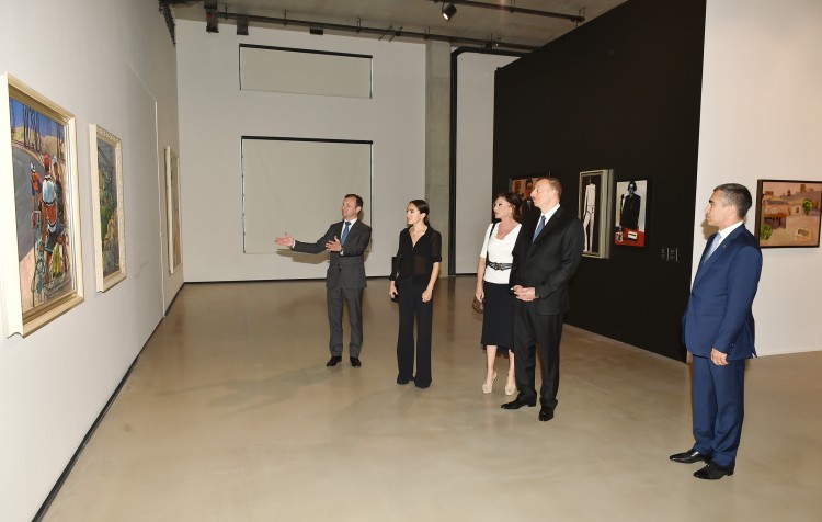 Heydər Əliyev Fondunun yeni layihəsi olan "XX-XXI əsr Azərbaycan rəngkarlığı" ekspozisiyası açılıb (FOTO)