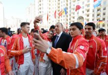 Prezident İlham Əliyev və xanımı Azərbaycanı birinci Avropa Oyunlarında təmsil edəcək idmançılarla görüşüblər (FOTO)