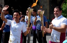 Avropa Oyunlarının məşəlinin İçərişəhər estafeti (FOTO)