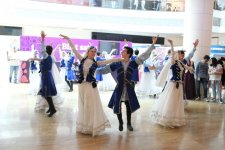 Avropa Oyunları ərəfəsində Azərbaycan milli geyimlərinin sərgisi (FOTO)