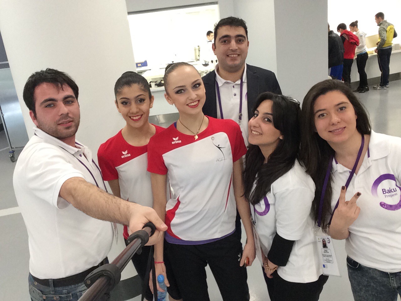 Bilik Fondunun könüllüləri Avropa Oyunları könüllüləri ailəsinə qoşulub (FOTO)