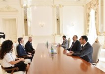 İlham Əliyev San-Marino dövlətinin başçılarını qəbul edib (FOTO)