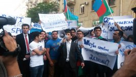 Avropa İttifaqının Azərbaycandakı nümayəndəliyi qarşısında piket keçirilib (FOTO) (ƏLAVƏ OLUNUB)