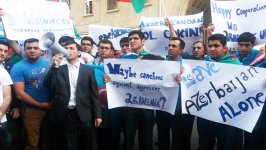 Avropa İttifaqının Azərbaycandakı nümayəndəliyi qarşısında piket keçirilib (FOTO) (ƏLAVƏ OLUNUB)