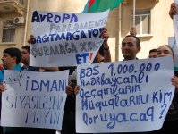 Böyük Britaniyanın Azərbaycandakı səfirliyi qarşısında etiraz aksiyası keçirilib (FOTO)