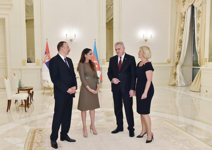 Mehriban Əliyevaya Serbiyanın "Sreten" ordeni təqdim edilib (FOTO)