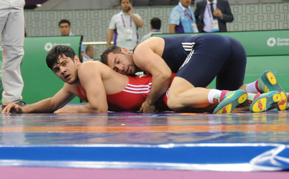 Güləşçilərimiz Avropa Oyunlarında ilk qızıl medalını qazandı: Rəsul Çunayev hərbi salam verdi(ƏLAVƏ OLUNUB 9) (FOTO, VİDEO)