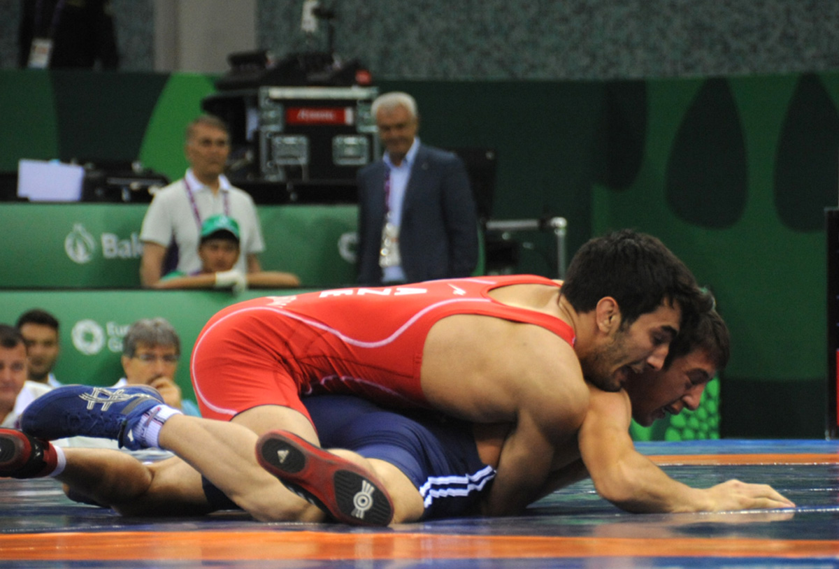 Güləşçilərimiz Avropa Oyunlarında ilk qızıl medalını qazandı: Rəsul Çunayev hərbi salam verdi(ƏLAVƏ OLUNUB 9) (FOTO, VİDEO)
