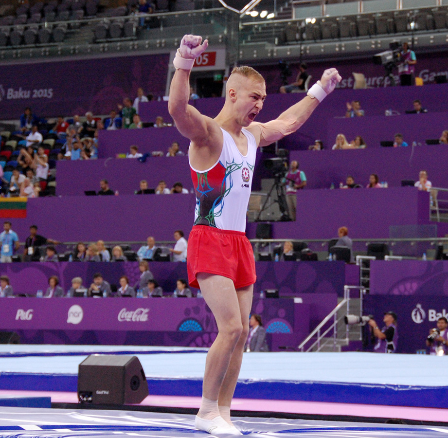 Azərbaycanın kişilərdən ibarət gimnastika yığması bürünc medal qazandı (FOTO)