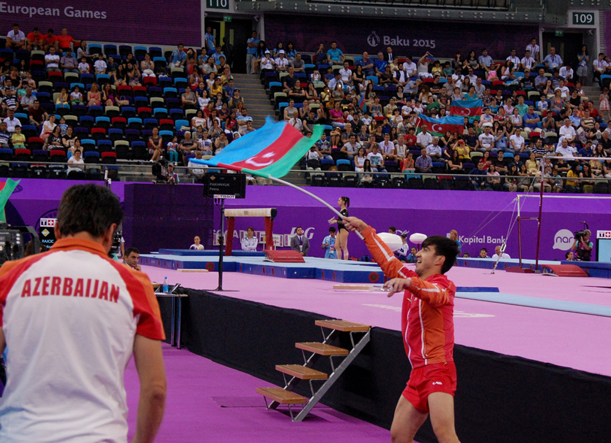 Azərbaycanın kişilərdən ibarət gimnastika yığması bürünc medal qazandı (FOTO)