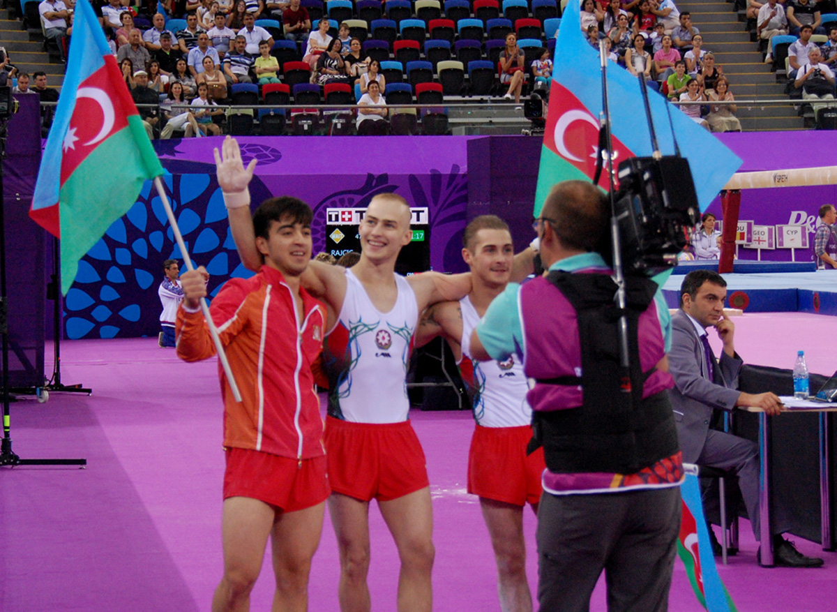 Azərbaycanın kişilərdən ibarət gimnastika yığması bürünc medal qazandı (FOTO)