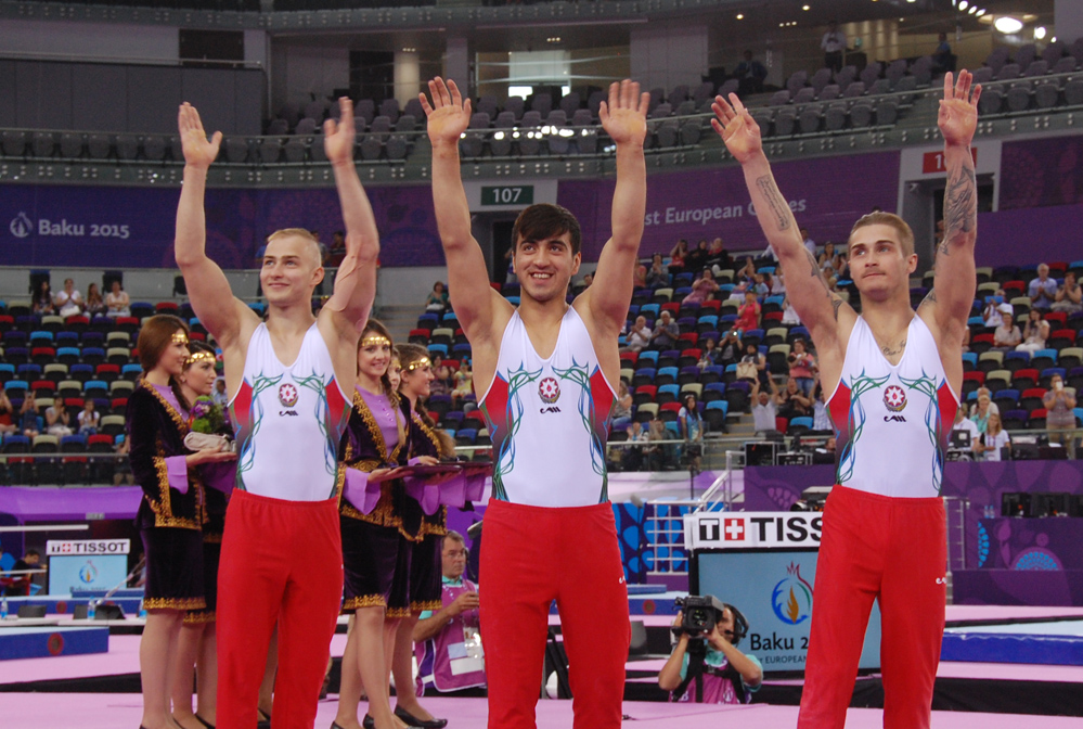 Avropa Oyunlarında bürünc medal qazanan Azərbaycan gimnastları mükafatlandırılıb (FOTO+VİDEO)