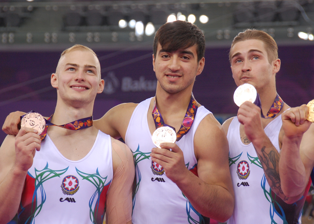 Avropa Oyunlarında bürünc medal qazanan Azərbaycan gimnastları mükafatlandırılıb (FOTO+VİDEO)