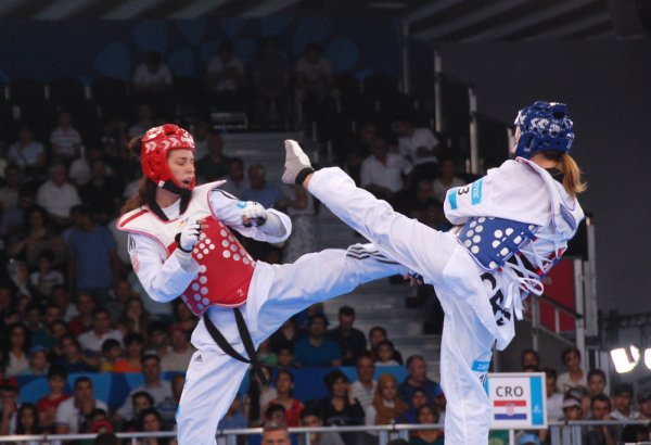 Azərbaycan taekvondoçusu yarımfinala yüksəldi (FOTO)