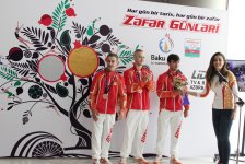 MOK-da medal qazanan azərbaycanlı idmançılar mükafatlandırılıb (FOTO)