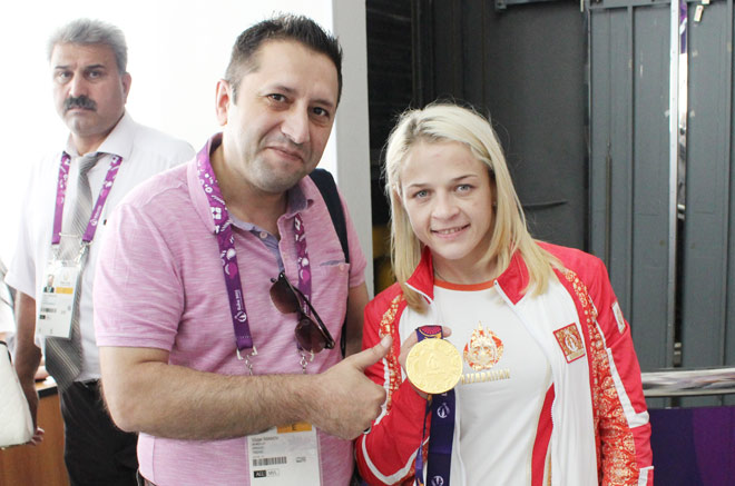 MOK-da medal qazanan azərbaycanlı idmançılar mükafatlandırılıb (FOTO)
