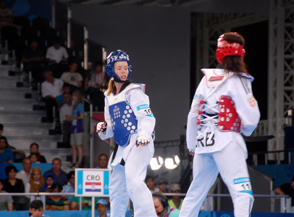 Azərbaycan taekvondoçusu yarımfinala yüksəldi (FOTO)