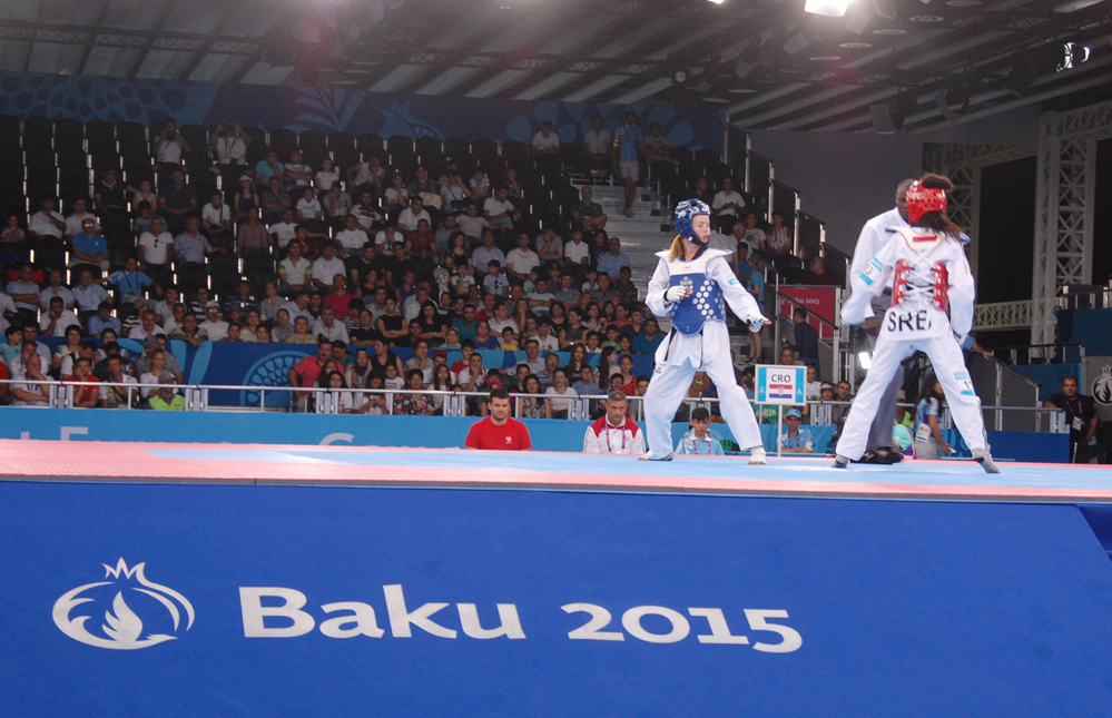 Azərbaycan taekvondoçusu yarımfinala yüksəldi (FOTO)