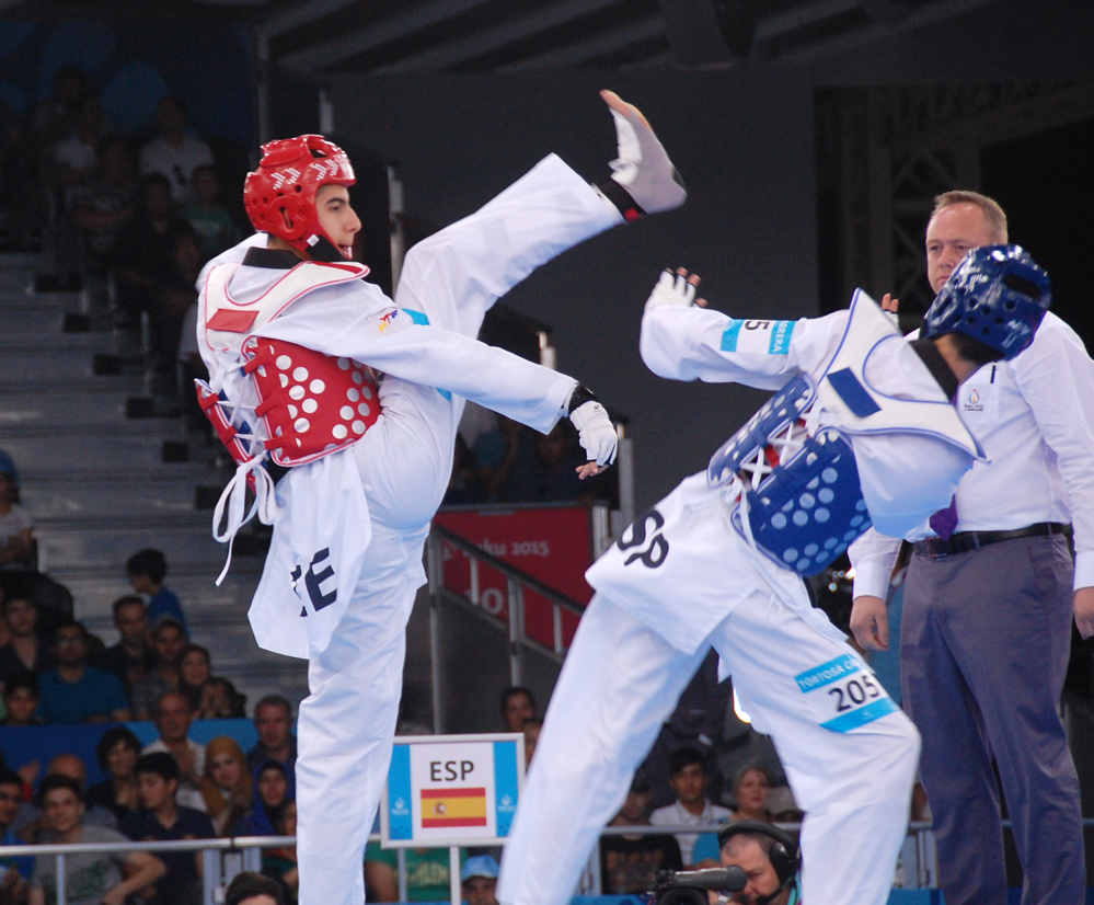 Azərbaycan taekvondoçusu yarımfinala yüksəldi (FOTO)