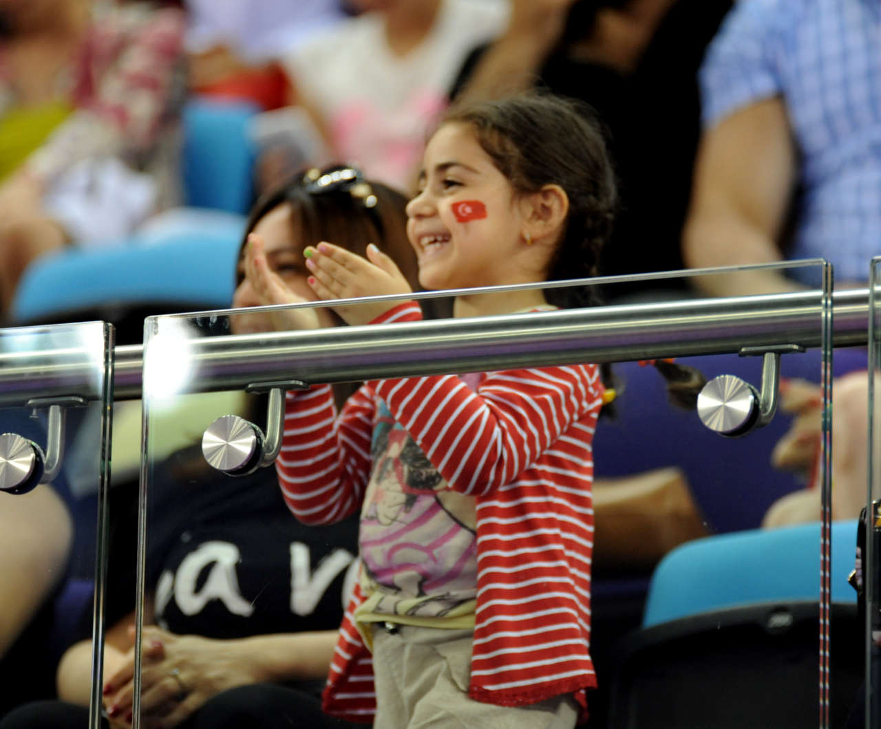 Avropa Oyunlarında aerobika gimnastikası üzrə qarışıq cütlüklərin təsnifat yarışları keçirilir (FOTO)