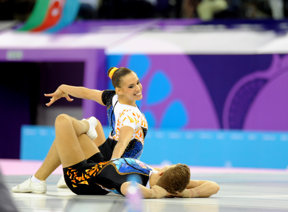 Avropa Oyunlarında aerobika gimnastikası üzrə qarışıq cütlüklərin təsnifat yarışları keçirilir (FOTO)