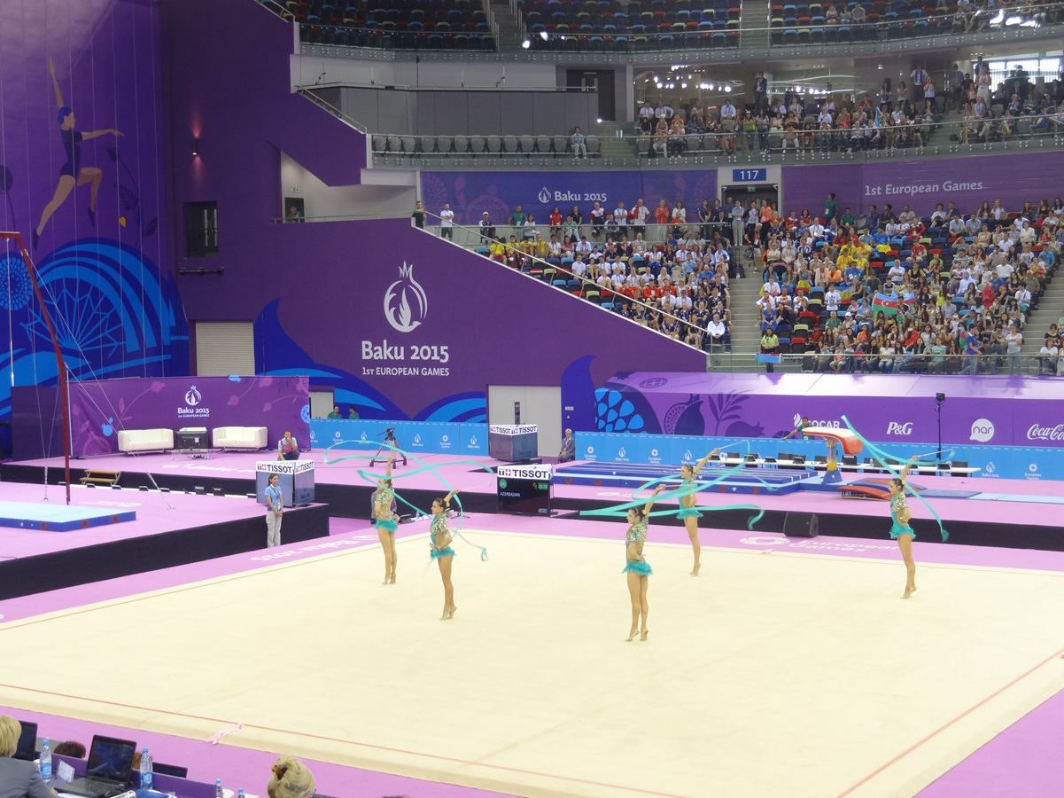 I Avropa Oyunları çərçivəsində azərbaycanlı gimnastlar lentlə hərəkət üzrə qrup yarışlarında çıxış edib (FOTO)
