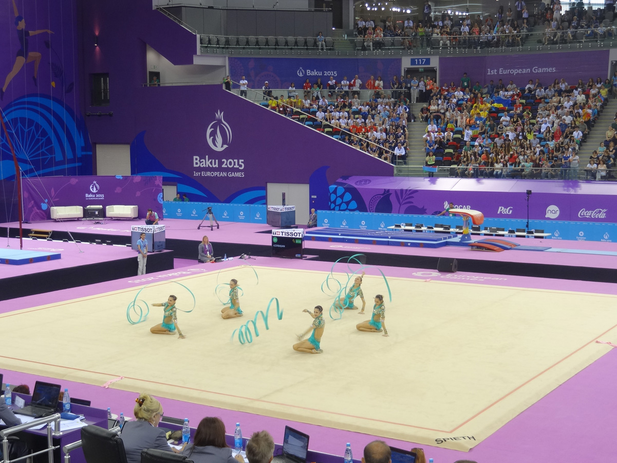 I Avropa Oyunları çərçivəsində azərbaycanlı gimnastlar lentlə hərəkət üzrə qrup yarışlarında çıxış edib (FOTO)