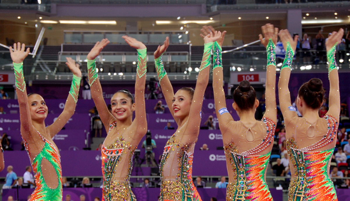 Rusiyalı gimnastlar I Avropa Oyunlarının çoxnövçülük yarışlarında qızıl medal qazandı (FOTO)
