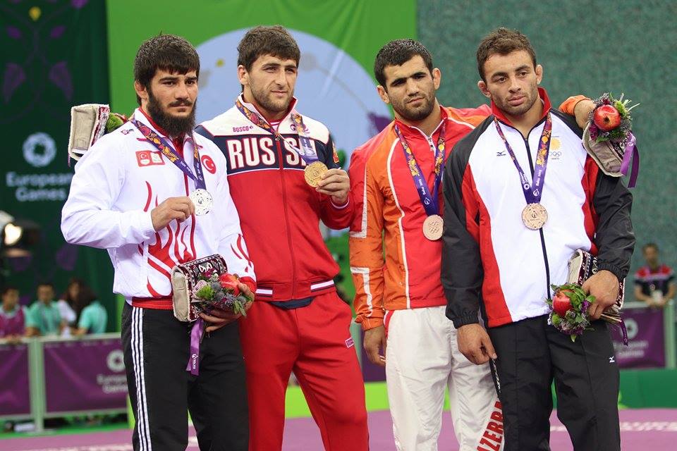 Cəbrayıl Həsənov: "İnşallah, hələ qızıl medallar qazanacağam"