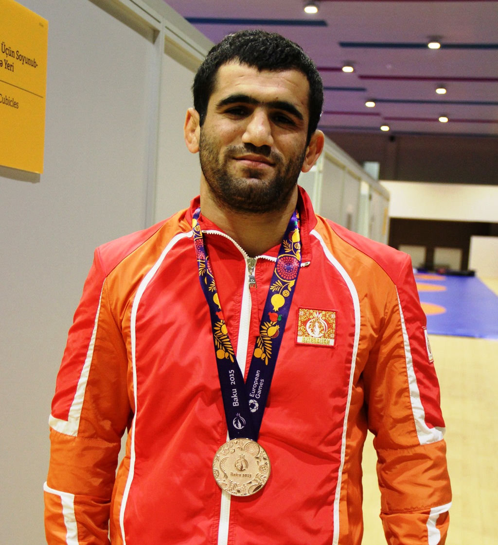 Cəbrayıl Həsənov: "İnşallah, hələ qızıl medallar qazanacağam"