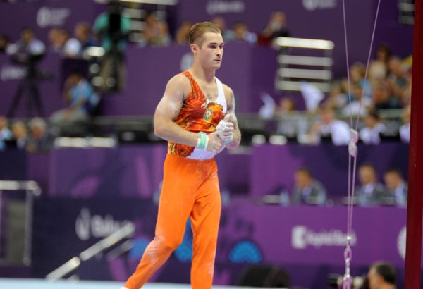 Azərbaycan gimnastı Avropa Oyunlarında gümüş medal qazandı (FOTO)