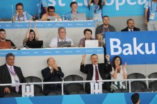 Prezident İlham Əliyev və xanımı taekvondo yarışlarında Ayxan Tağızadənin final uğrunda mübarizəsini izləyiblər (FOTO)