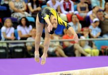İdman gimnastikası üzrə fərdi çoxnövçülük yarışlarının finalı keçirilir (FOTO)