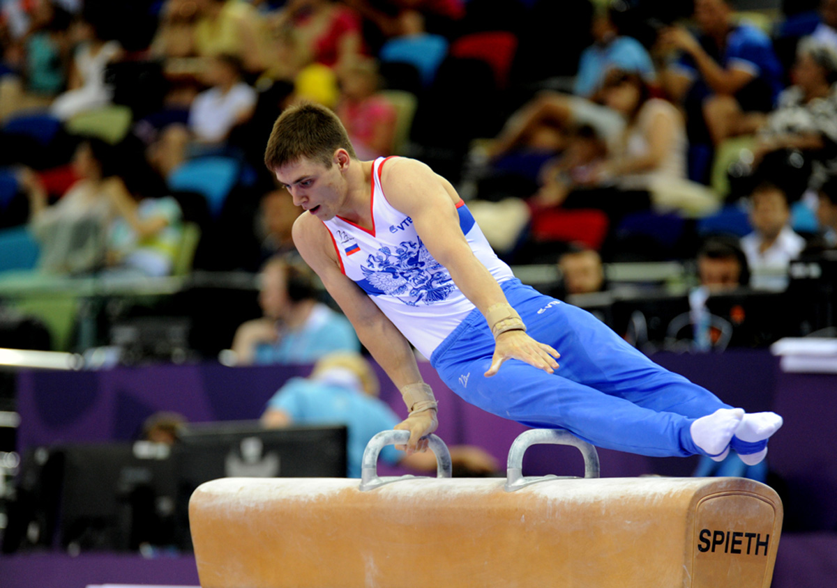 İdman gimnastikası üzrə fərdi çoxnövçülük yarışlarının finalı keçirilir (FOTO)