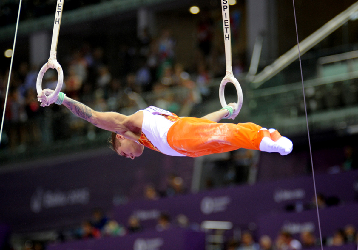 İdman gimnastikası üzrə fərdi çoxnövçülük yarışlarının finalı keçirilir (FOTO)