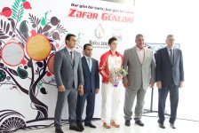 "12-5-12" - MOK-da Avropa Oyunlarında medal qazanmış idmançılarımızla ənənəvi görüş (FOTO)