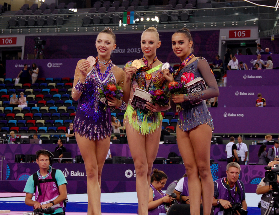 Rusiya bədii gimnastika yarışlarında iki medal qazandı (FOTO)