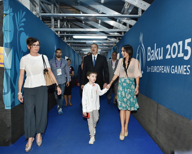 Prezident İlham Əliyev Avropa Oyunlarında qalib gələn taekvandoçuların mükafatlandırma mərasimində iştirak edib (FOTO, VİDEO)