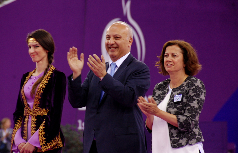 İdman gimnastikasında kişilər arasında qaliblərin mükafatlandırılması mərasimi keçirilib (FOTO+VİDEO)