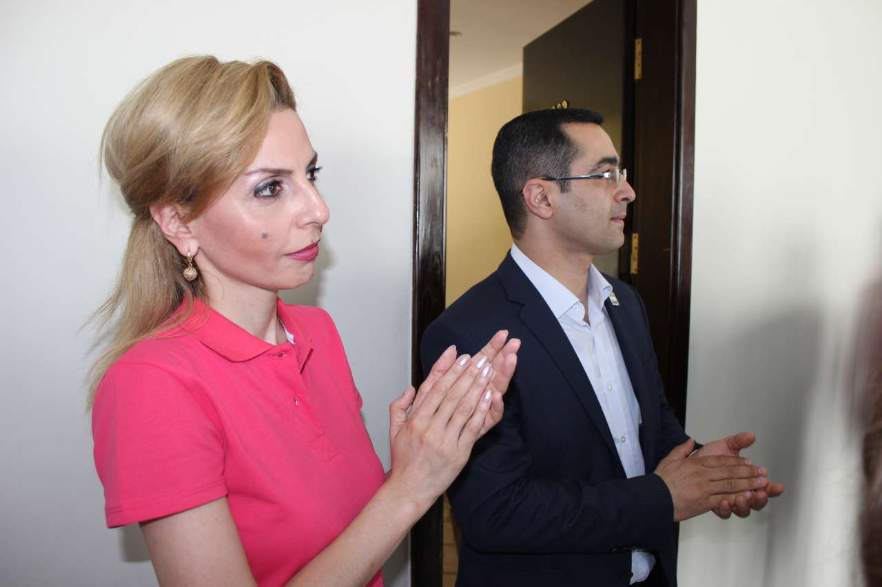 Azərbaycan Milli Olimpiya Komitəsində qalib idmançı ilə görüş keçirilib (FOTO)